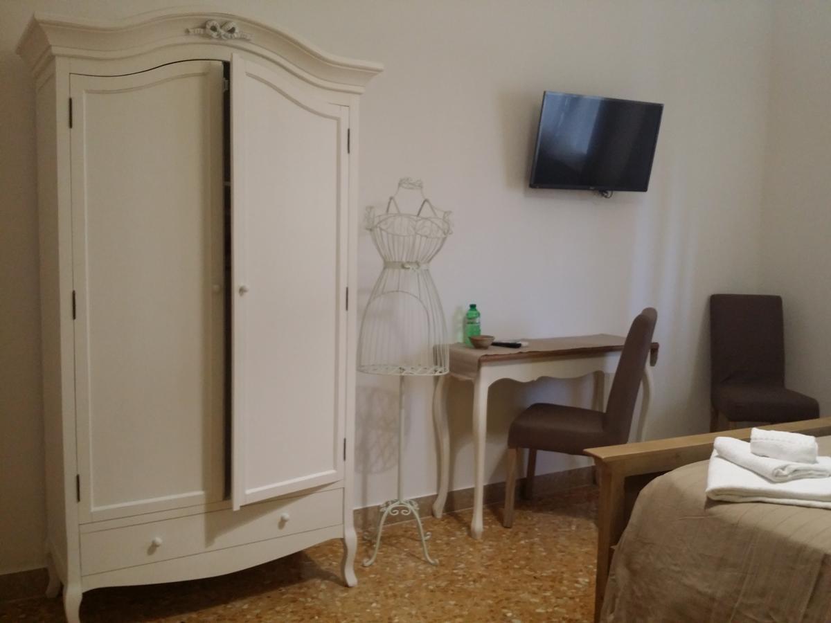 パレルモ Piazza Marina Bed & Breakfast エクステリア 写真